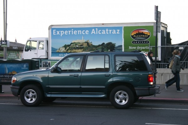 Grisabilen blir portad från Alcatraz